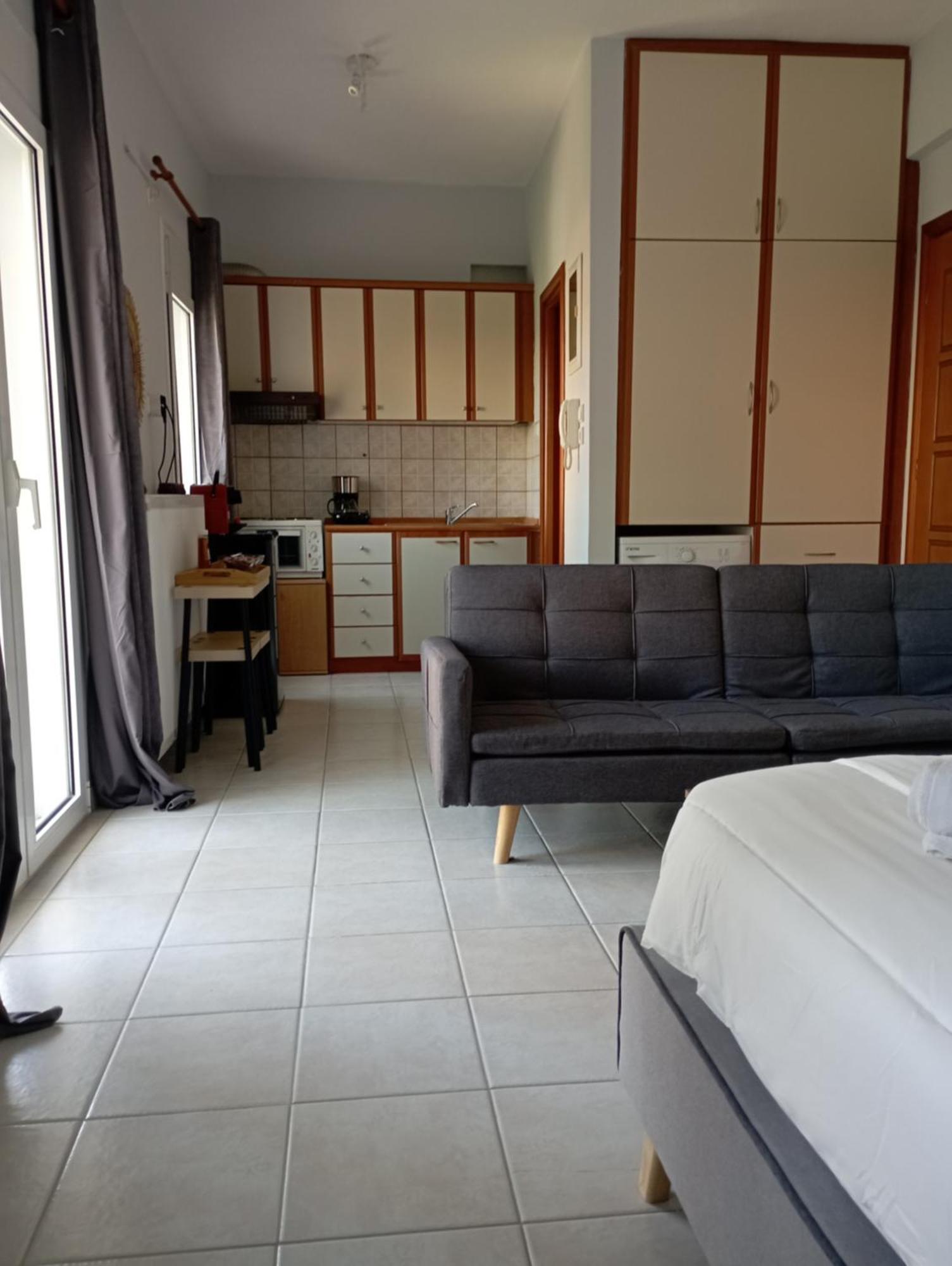 Gk Suites-Constantin View , Auto Check-In 24H Larissa Zimmer foto